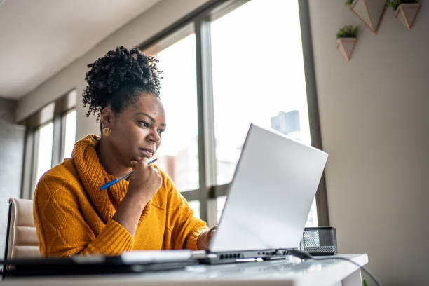 Sebrae/PR | Categorias de empresa: em qual delas você se enquadra? | gettyimages 1444291518 612x612 1